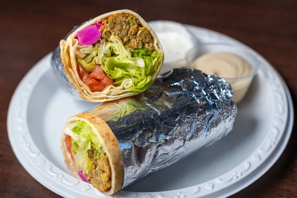 Falafel wraps