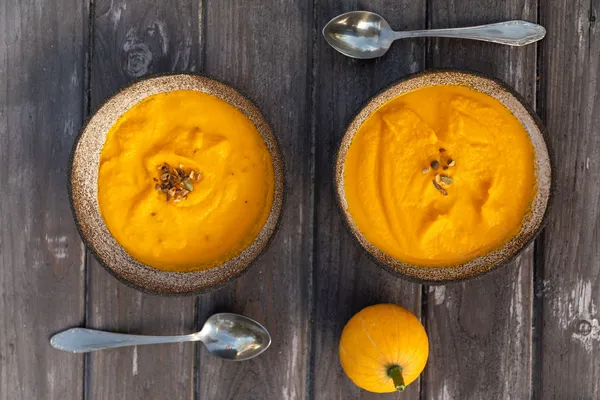 Pompoensoep met zoete aardappel